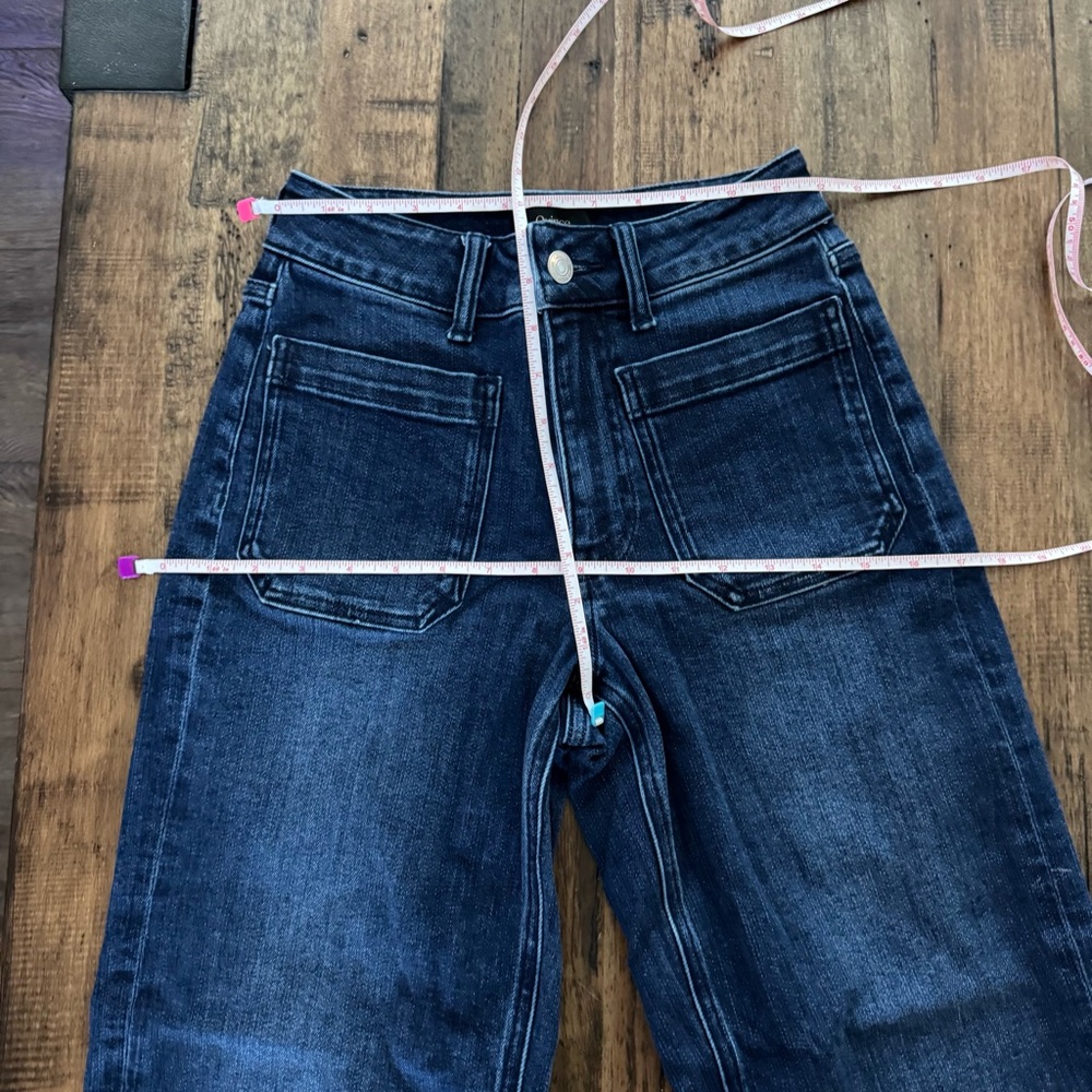 Quince stretch patch pocket cropped wide leg Jeans in dark wash - Picture 12 of 15